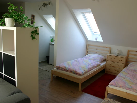 Monteurzimmer: Wohnung Dachgeschoss, klein Ansicht 2 - Ferienhaus Abel - top Ausstattung, zentrale Lage
