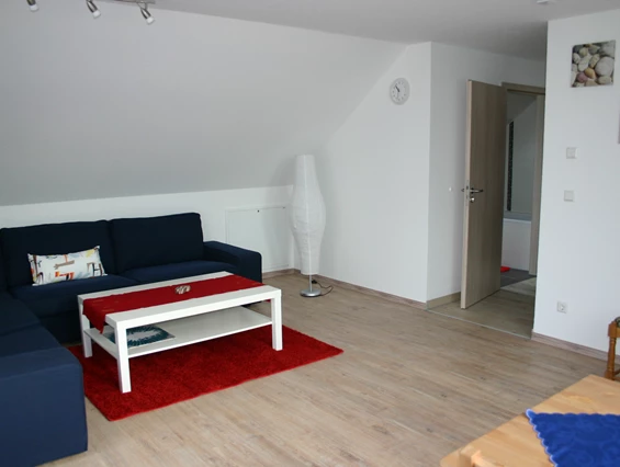 Monteurzimmer: Wohnung Dachgeschoss groß, Ansicht 2 - Ferienhaus Abel - top Ausstattung, zentrale Lage