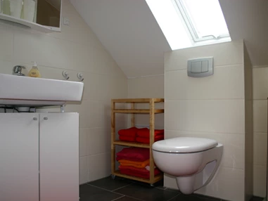Monteurzimmer: Wohnung Dachgeschoss groß, Ansicht 8 - Ferienhaus Abel - top Ausstattung, zentrale Lage