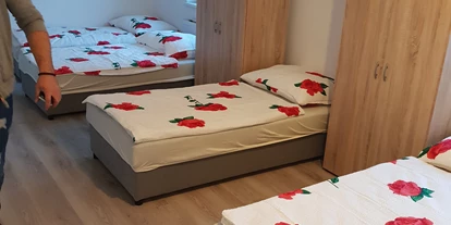 Monteurwohnung - Parkplatz: eigener Parkplatz vorhanden - Österreich - Vermietung Zimmer 22 Bezirk