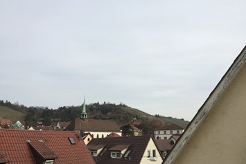 Monteurzimmer: GEPRÜFTE Monteurewohnung für 6 Per. in Stuttgart-Obertürkheim