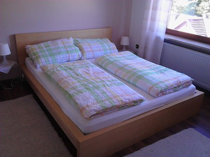 Monteurwohnung - Frammersbach Schwartel - Schlafzimmer mit Doppelvett - FeWo Gleiss Rieneck