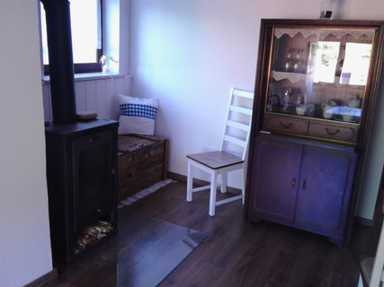 Monteurzimmer: Zusätzlicher Holzofen - FeWo Gleiss Rieneck