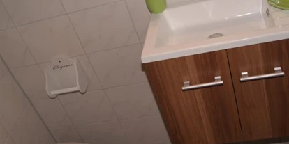 Monteurwohnung - Bettwäsche: Bettwäsche gegen Gebühr - Deutschland - Bungalows am Waldhof
