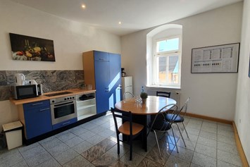 Monteurzimmer: Gemeinsame Küche - McGoodnight - Monteurwohnung Nähe Dresden, bis zu 20 Personen